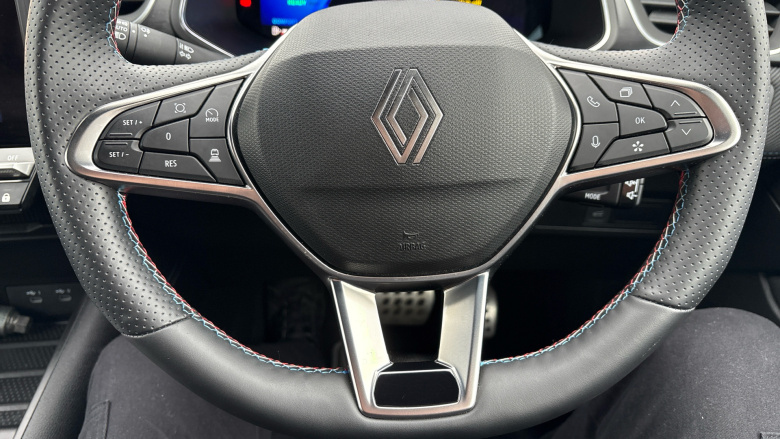 Renault Symbioz 1.6 E-Tech FHEV 145 Techno Esprit Alpine 5dr Auto Hybrid Estate